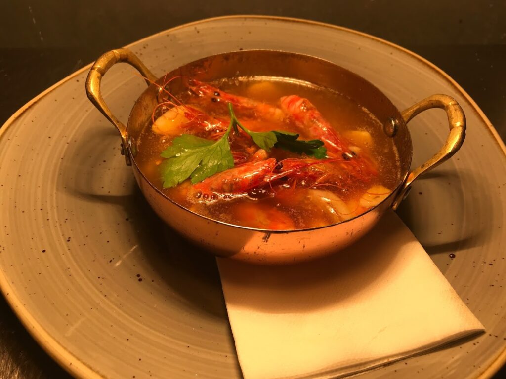 gambas al ajillo El Laurel gastrobar gambas al ajillo El Laurel gastrobar